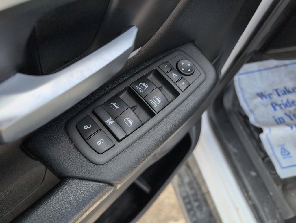 Used 2023 RAM 1500 Big Horn image 14
