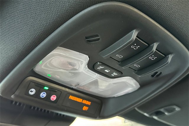 Used 2024 GMC Canyon AT4 w/ AT4 Premium Package image 24