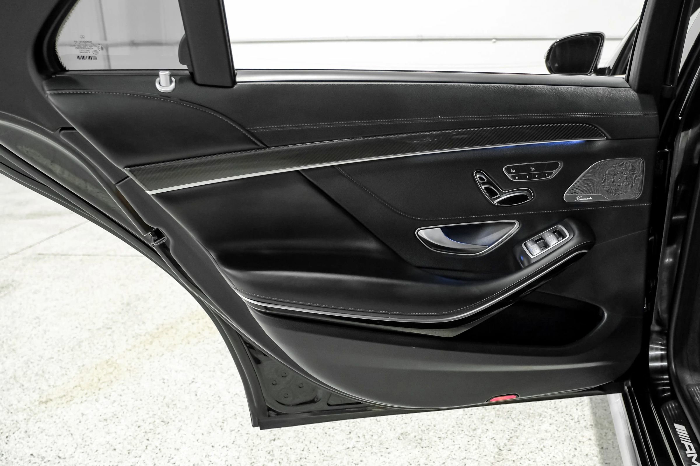 Used 2015 Mercedes-Benz S 63 AMG 4MATIC Sedan image 52