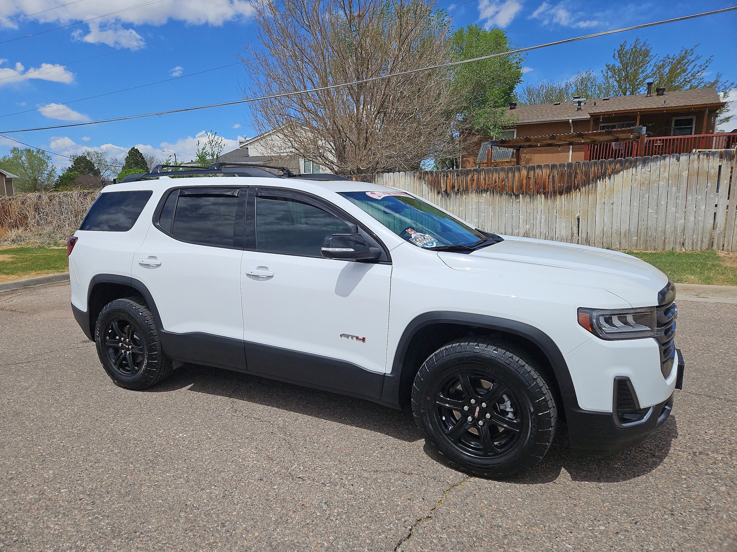 Used 2023 GMC Acadia AT4 w/ Technology Package image 2