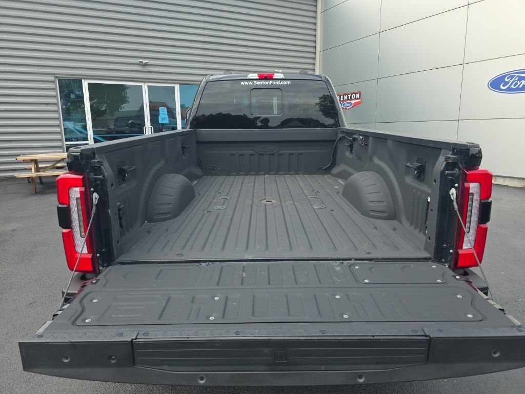 Used 2023 Ford F450 Platinum w/ FX4 Off-Road Package AWD/4WD image 14