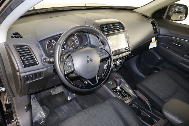 Used 2024 Mitsubishi Outlander Sport ES AWD/4WD image 23