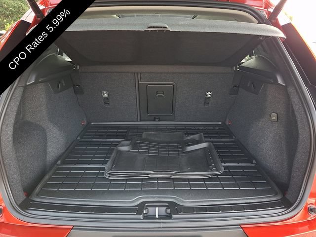 Certified 2023 Volvo XC40 B5 Plus w/ Driver Assist Package AWD/4WD image 31
