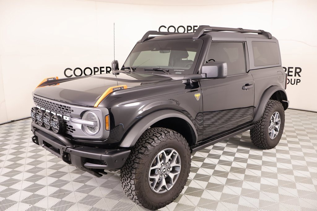 Used 2024 Ford Bronco Badlands image 9
