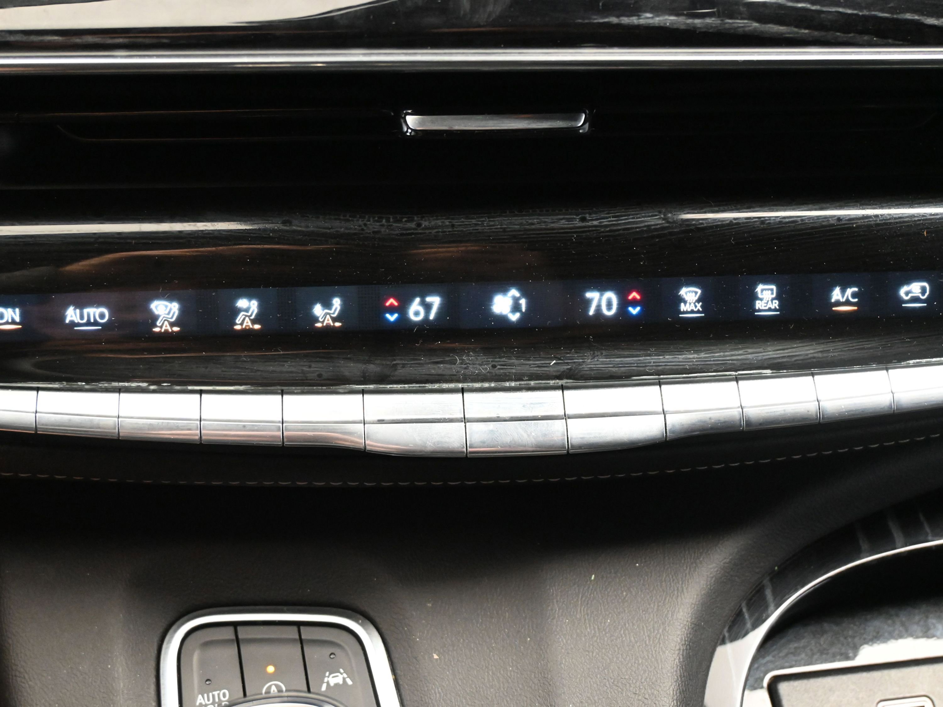 Used 2023 Cadillac Escalade ESV Sport image 14