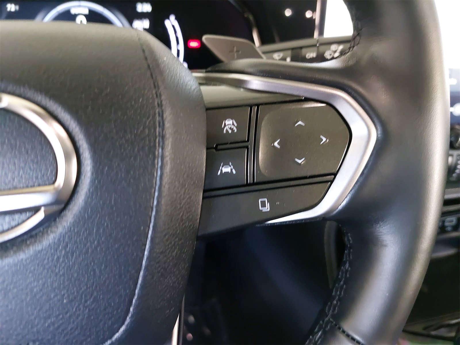 Used 2025 Lexus NX 350h AWD w/ Premium Package image 19