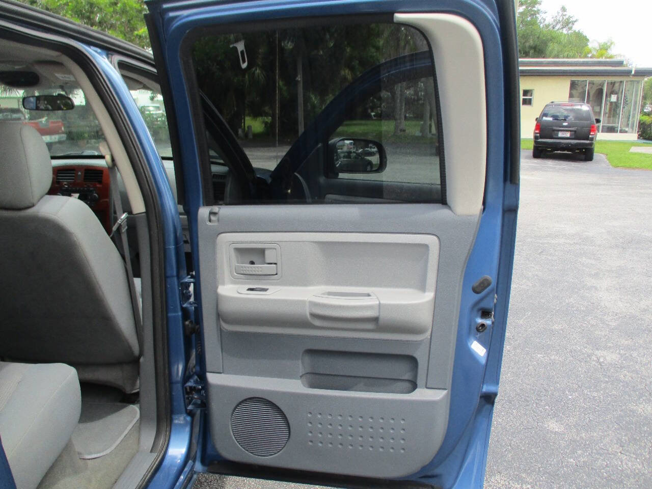 Used 2005 Dodge Dakota SLT RWD image 21