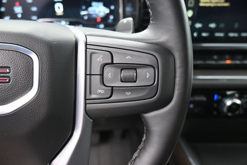 Used 2025 GMC Sierra 1500 SLT w/ SLT Premium Package AWD/4WD image 11