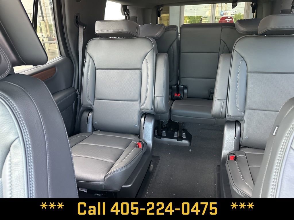 New 2026 GMC Yukon Denali w/ Denali Reserve Package AWD/4WD image 22