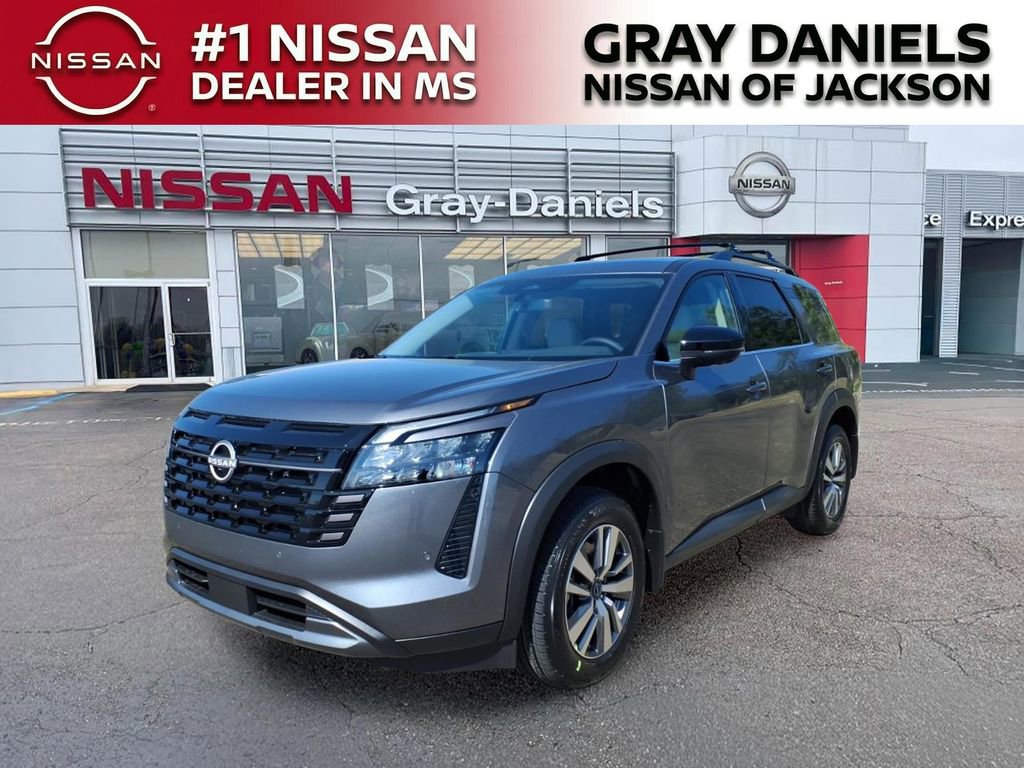 New 2026 Nissan Pathfinder SL image 3