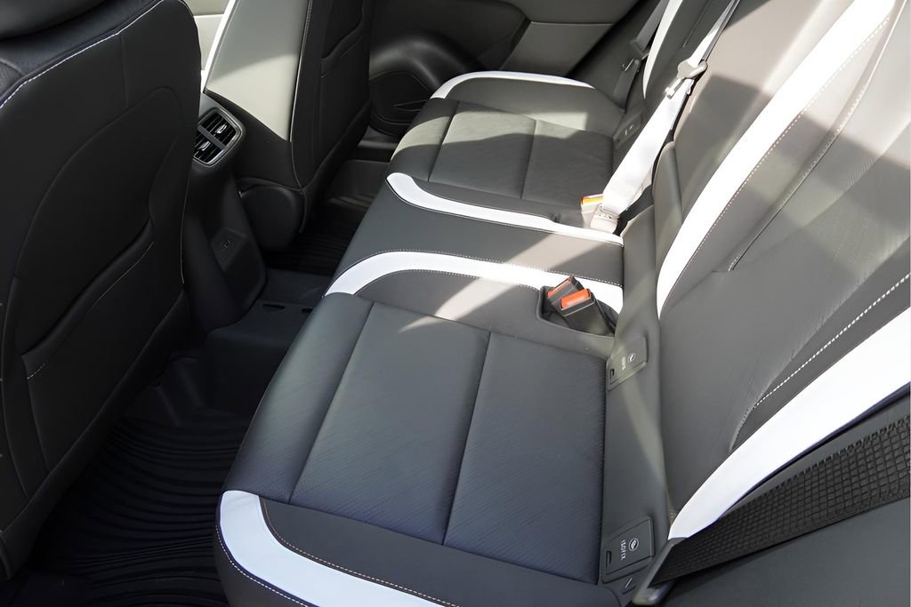 New 2026 Buick Envision Sport Touring image 27