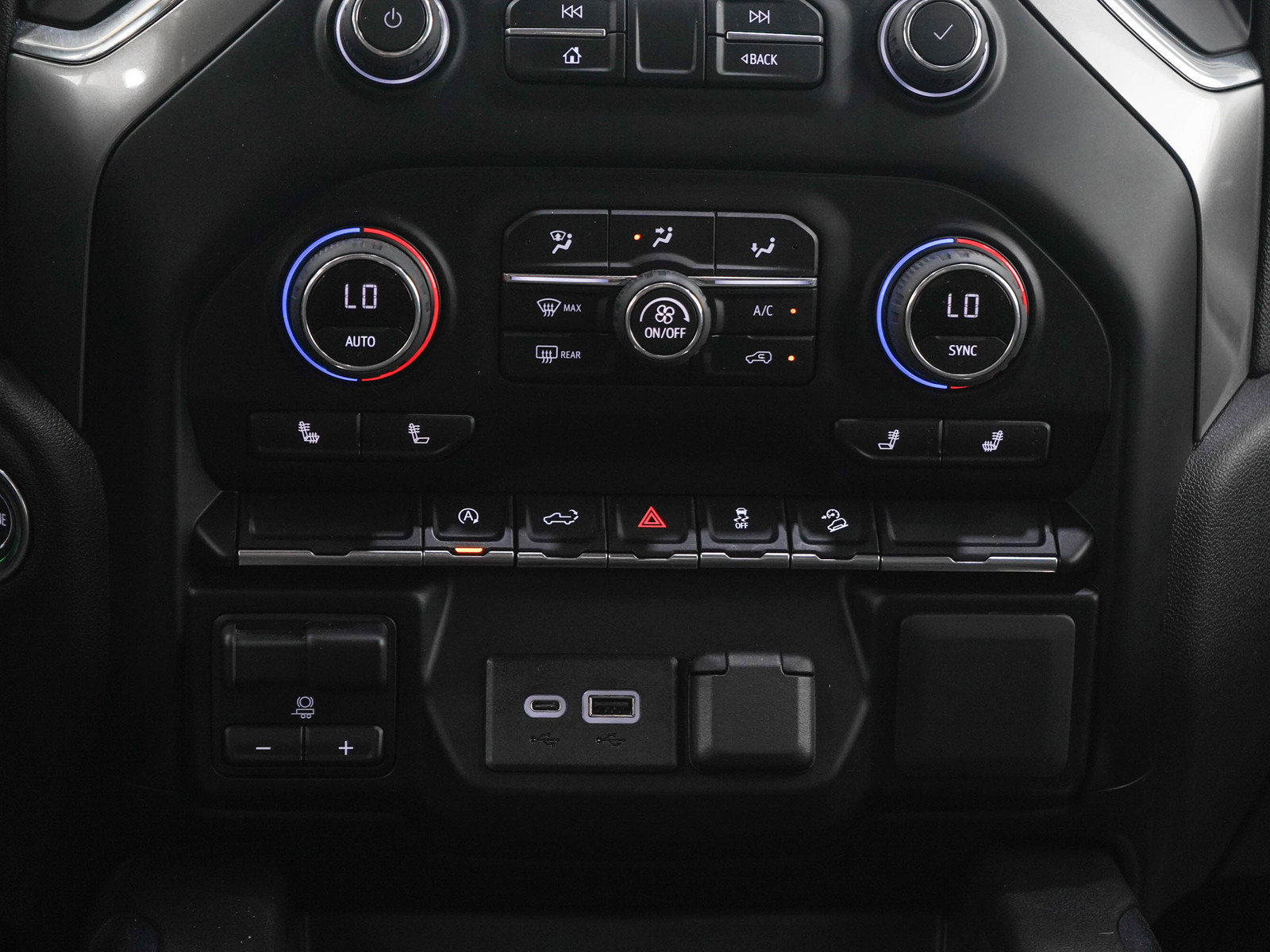 Used 2021 Chevrolet Silverado 1500 RST AWD/4WD image 19