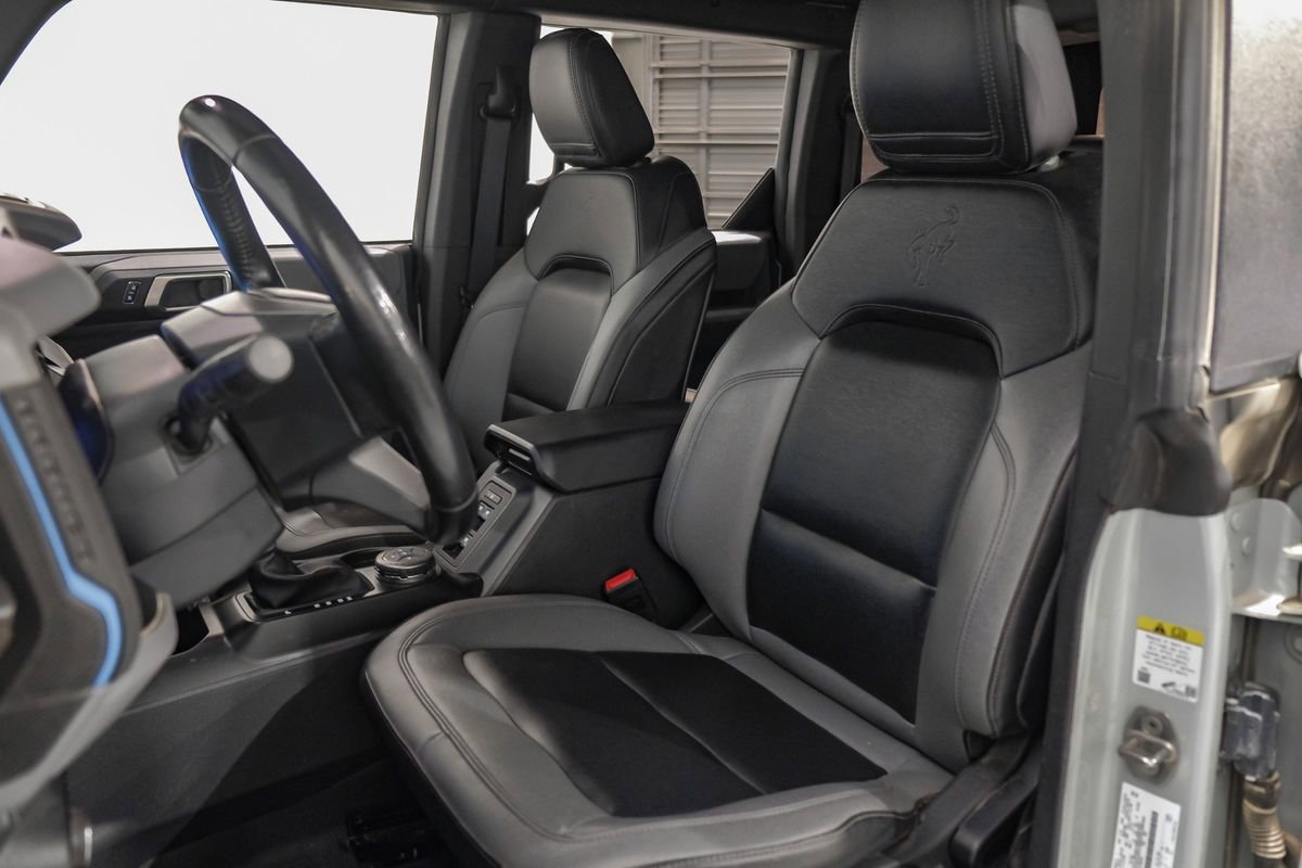 Used 2023 Ford Bronco Black Diamond image 32
