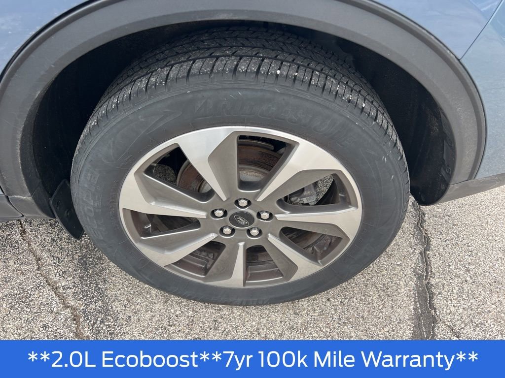 Used 2023 Ford Escape Platinum image 30