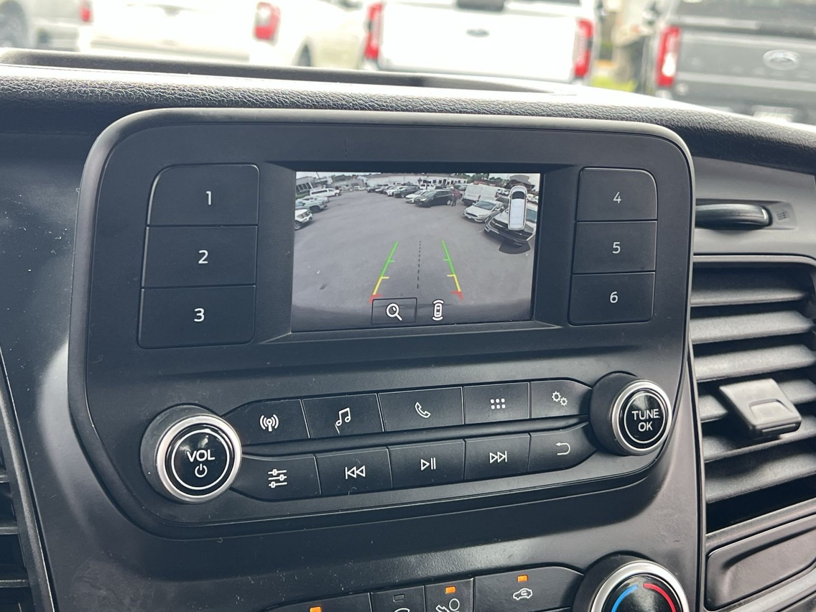 Used 2021 Ford Transit 350 XLT RWD image 18