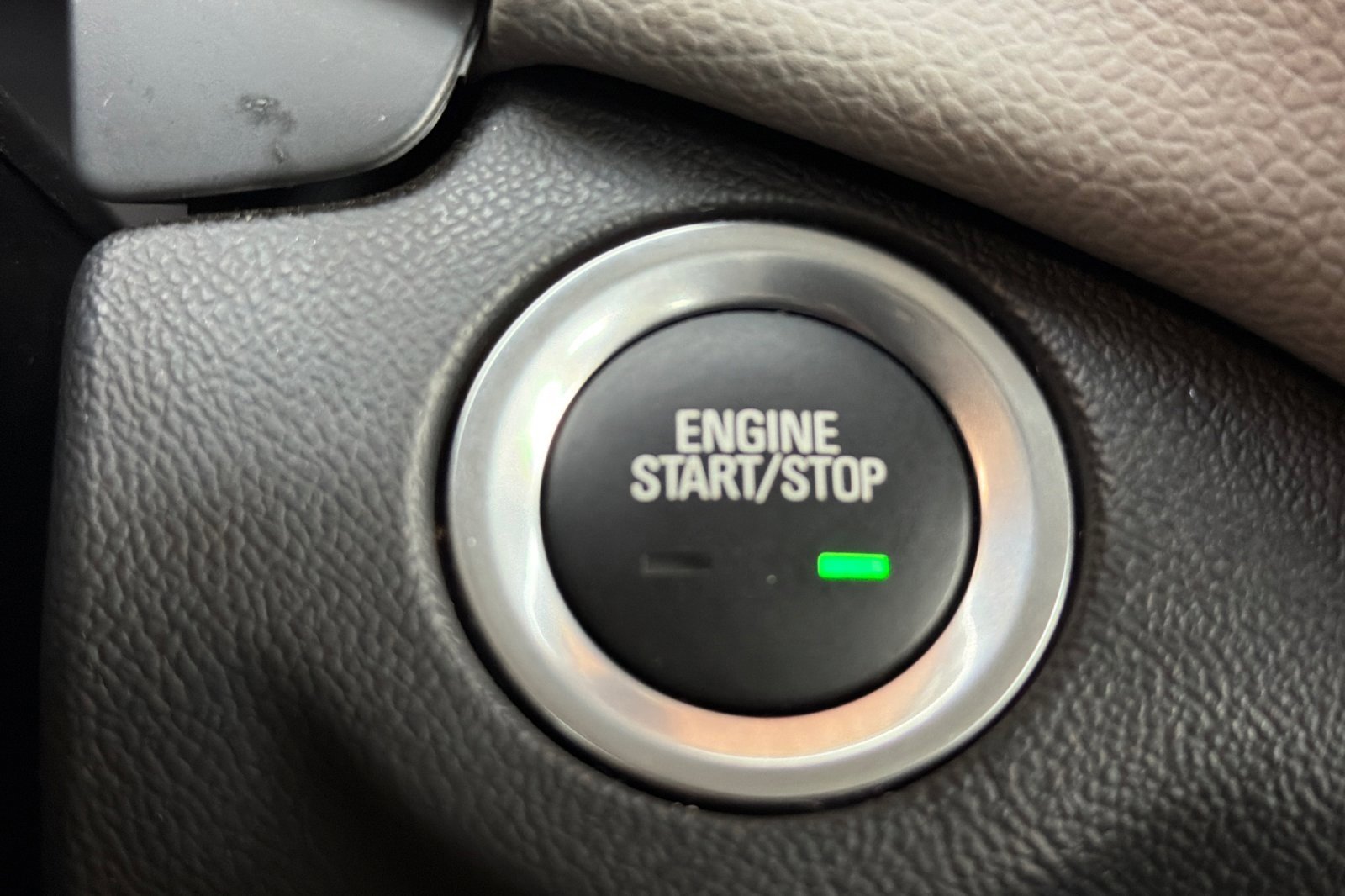 Used 2023 Chevrolet Equinox LS image 22