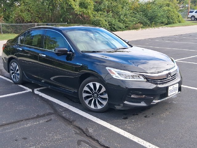 Used 2017 Honda Accord Touring image 8