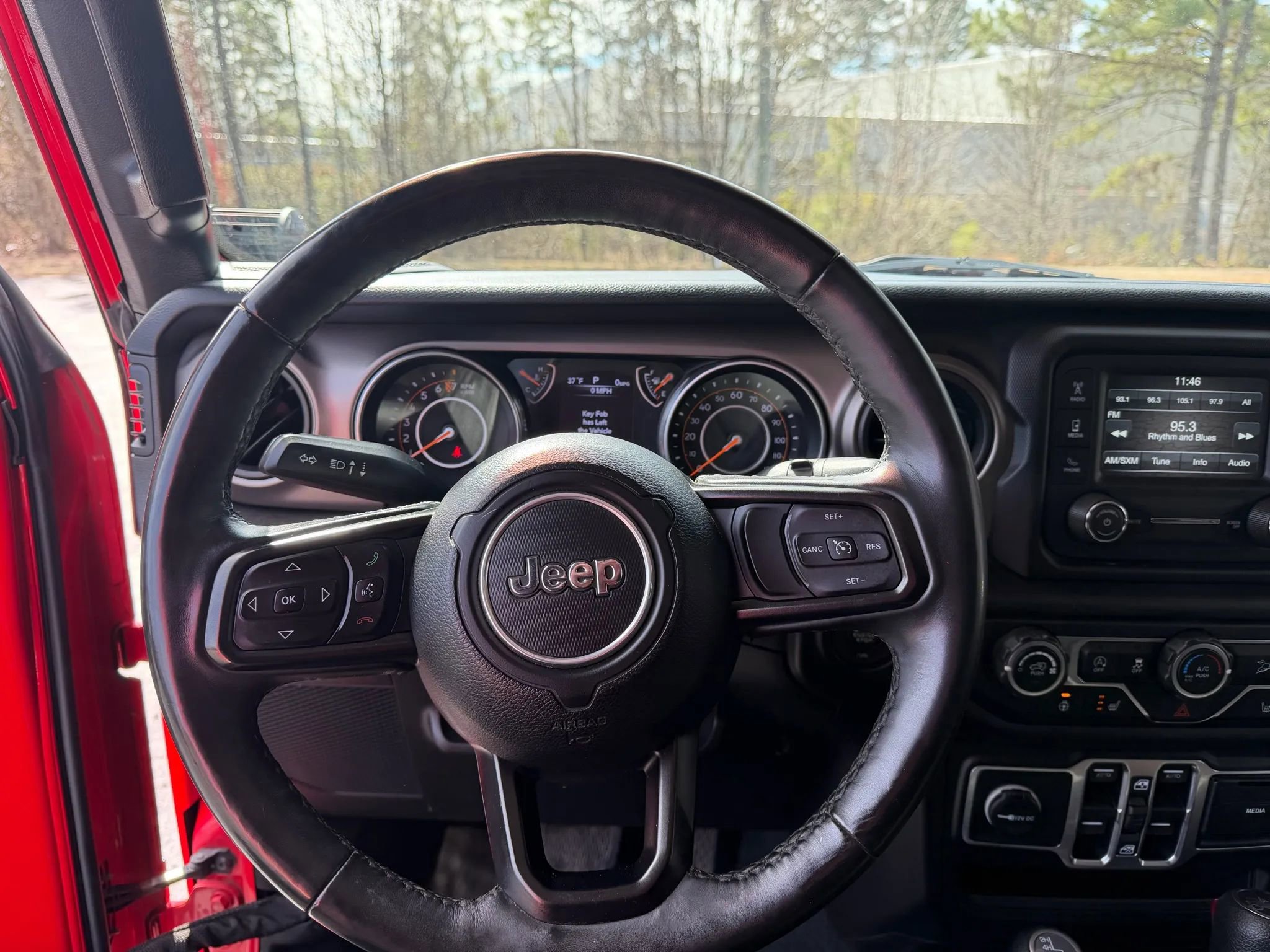 Used 2018 Jeep Wrangler Unlimited Sport S image 19