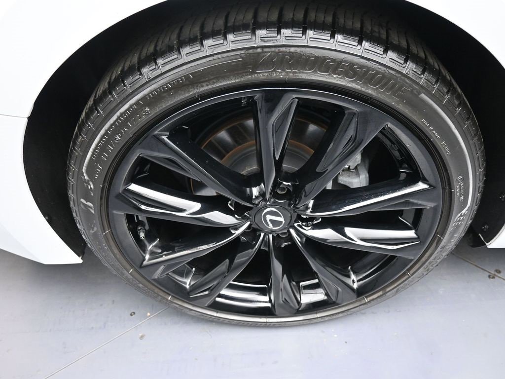 Used 2023 Lexus IS 350 F Sport image 12