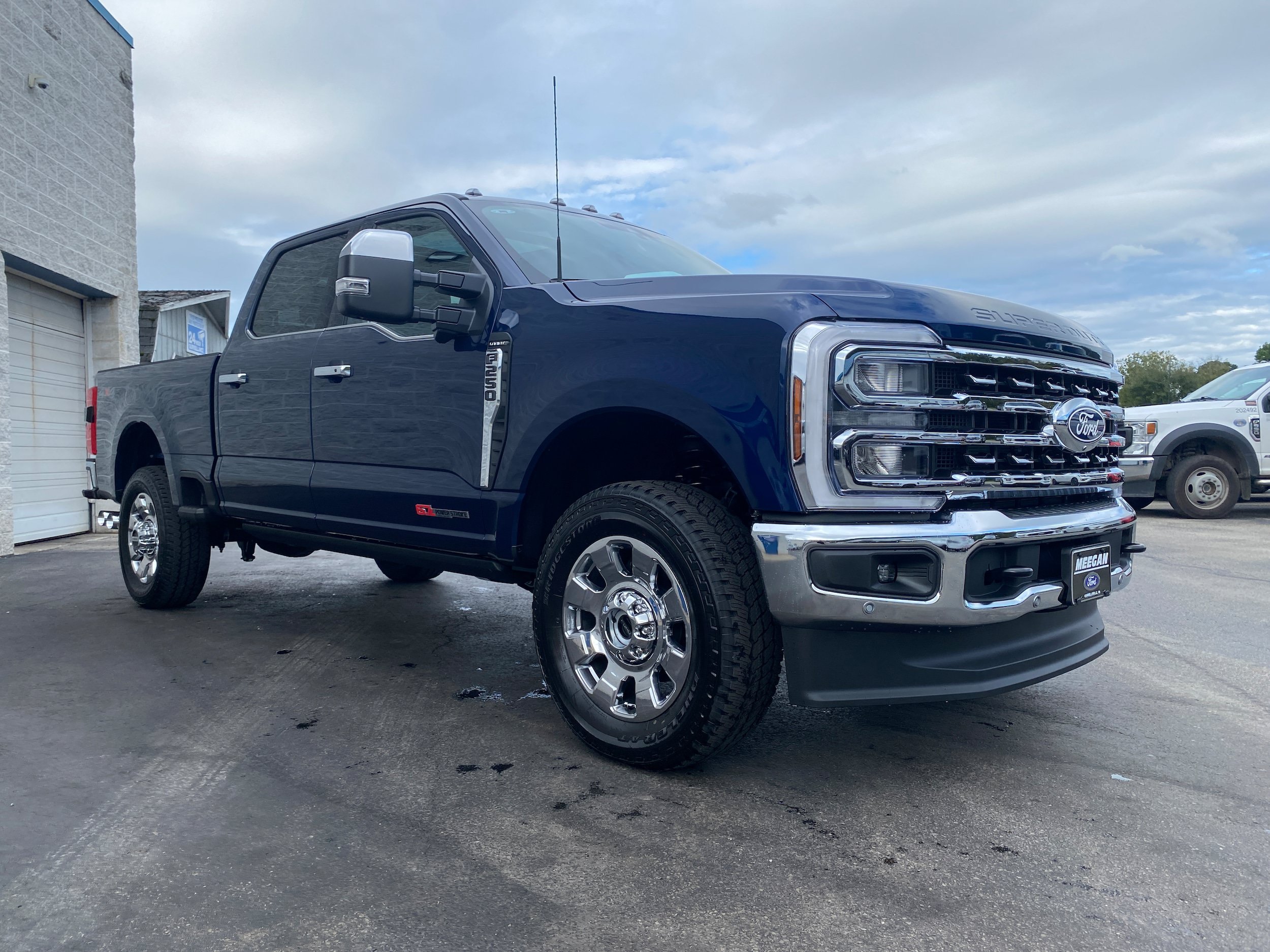New 2027 Ford F250 Lariat w/ Lariat Ultimate Package AWD/4WD image 16
