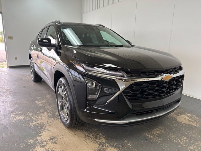 New 2026 Chevrolet Trax LT w/ Driver Confidence Package