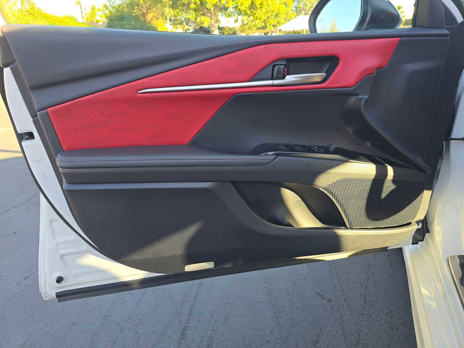 Used 2025 Toyota Camry XSE image 21