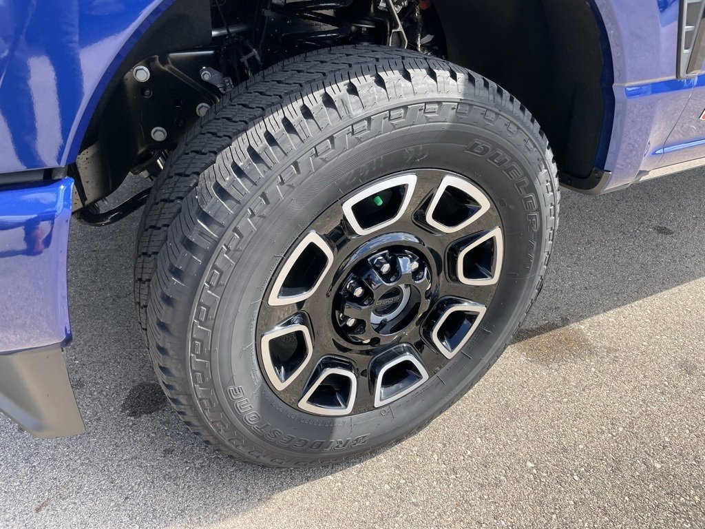New 2026 Ford F250 Platinum image 3