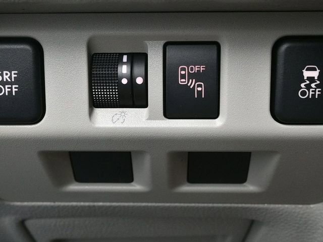 Used 2018 Subaru Forester 2.5i Premium image 25