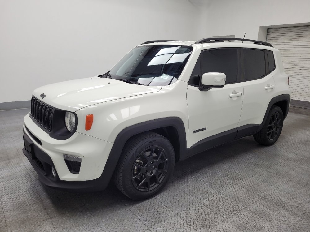 Used 2020 Jeep Renegade Altitude FWD image 3