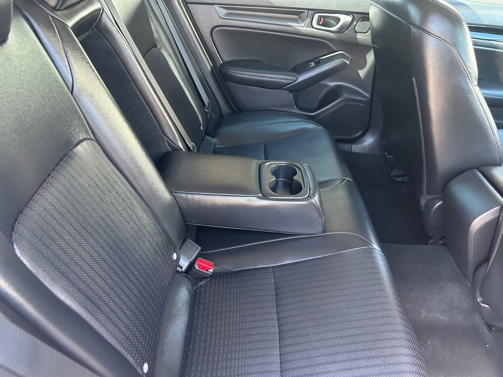 Used 2024 Honda Civic EX-L image 15