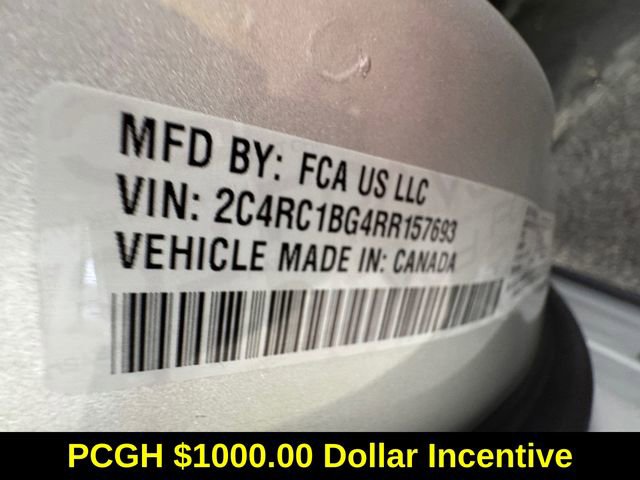 Used 2024 Chrysler Pacifica Touring-L image 27