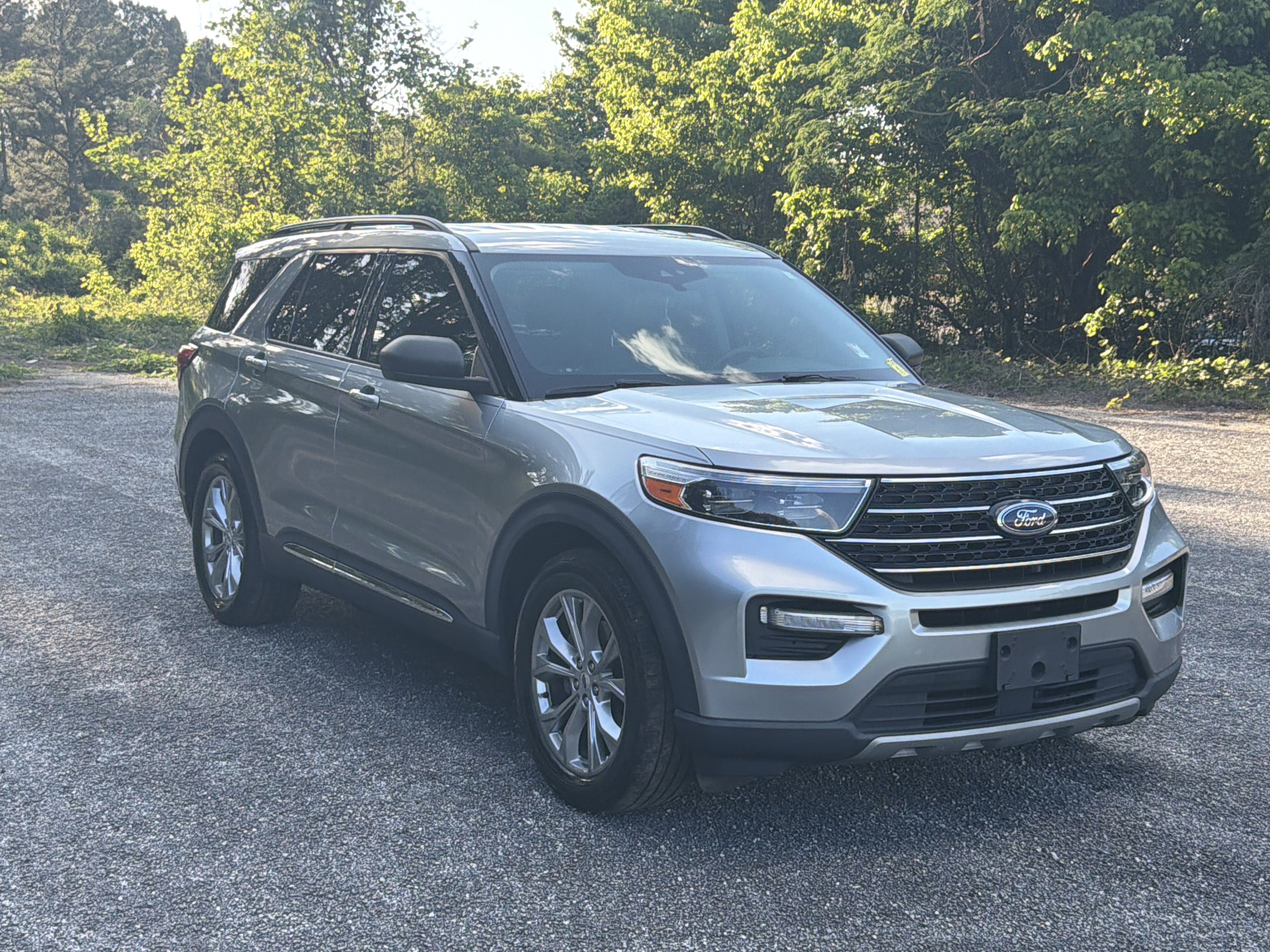 Used 2021 Ford Explorer XLT w/ Equipment Group 202A image 1