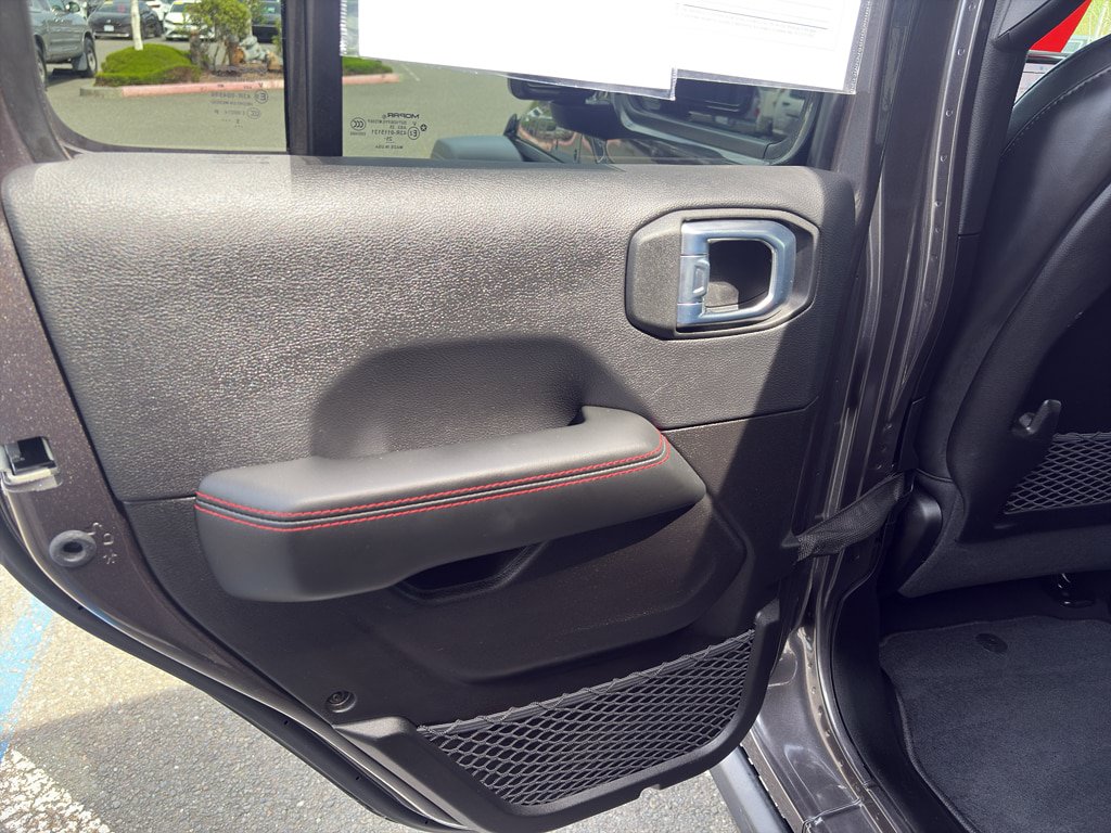 Used 2026 Jeep Wrangler Unlimited Rubicon 392 w/ Quick Order Package 27X Moab AWD/4WD image 19