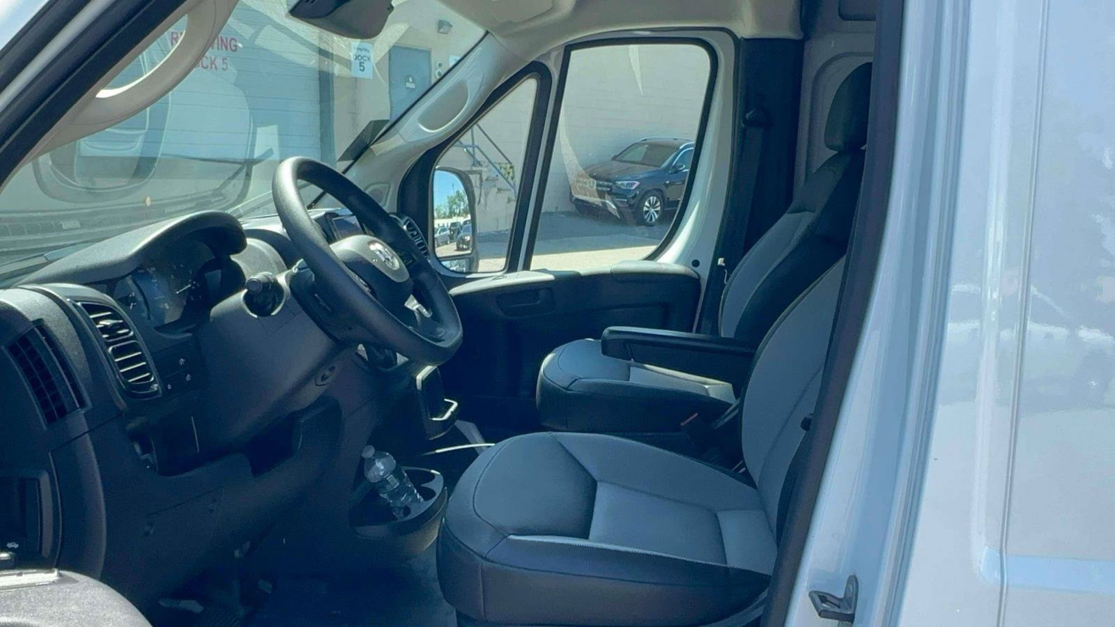 Used 2026 RAM ProMaster 2500 w/ Convenience Group FWD image 21