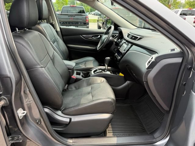Used 2016 Nissan Rogue SL w/ SL Premium Package AWD/4WD image 28