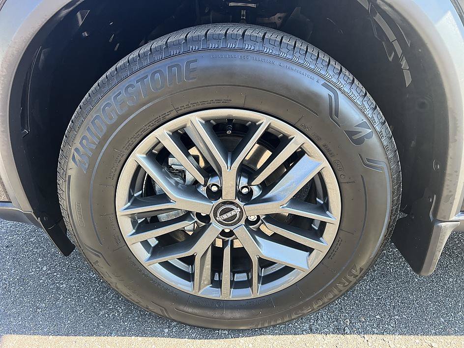 Certified 2025 Nissan Rogue S FWD image 9