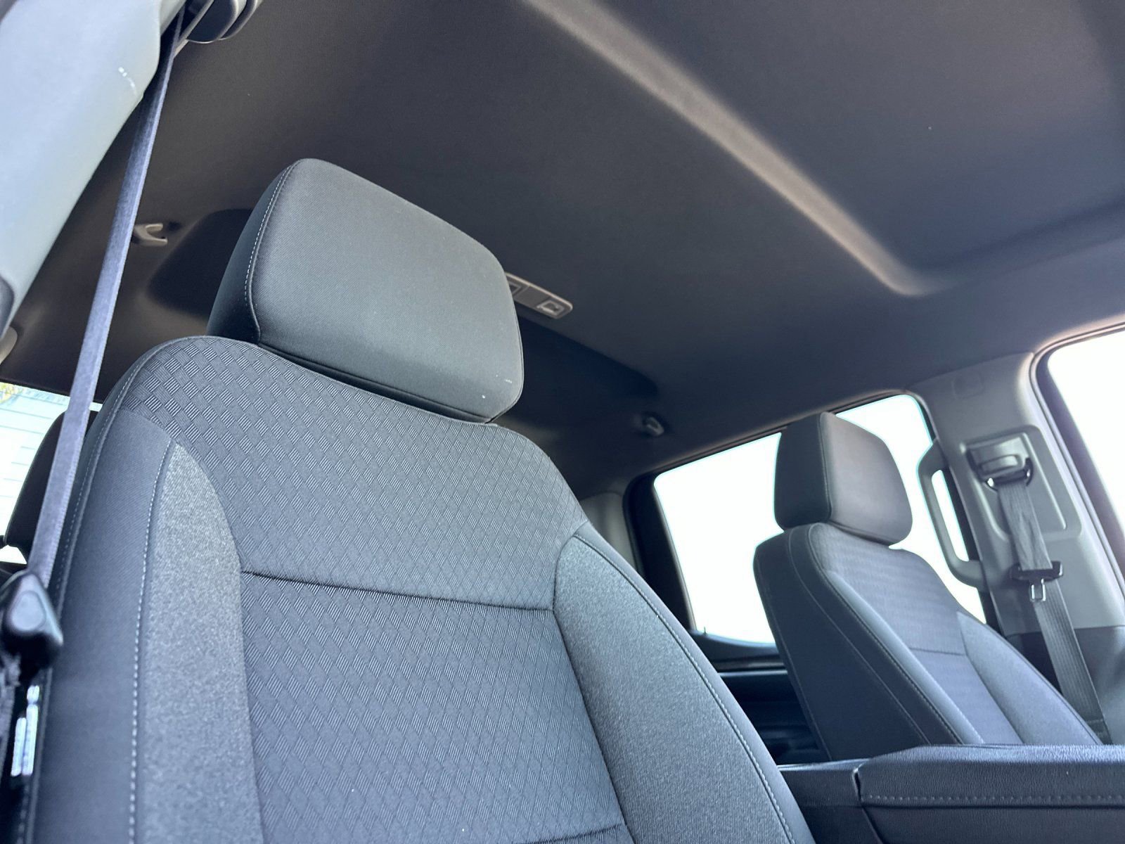 Used 2022 GMC Sierra 1500 Elevation w/ LPO, Elevation Black Package image 15