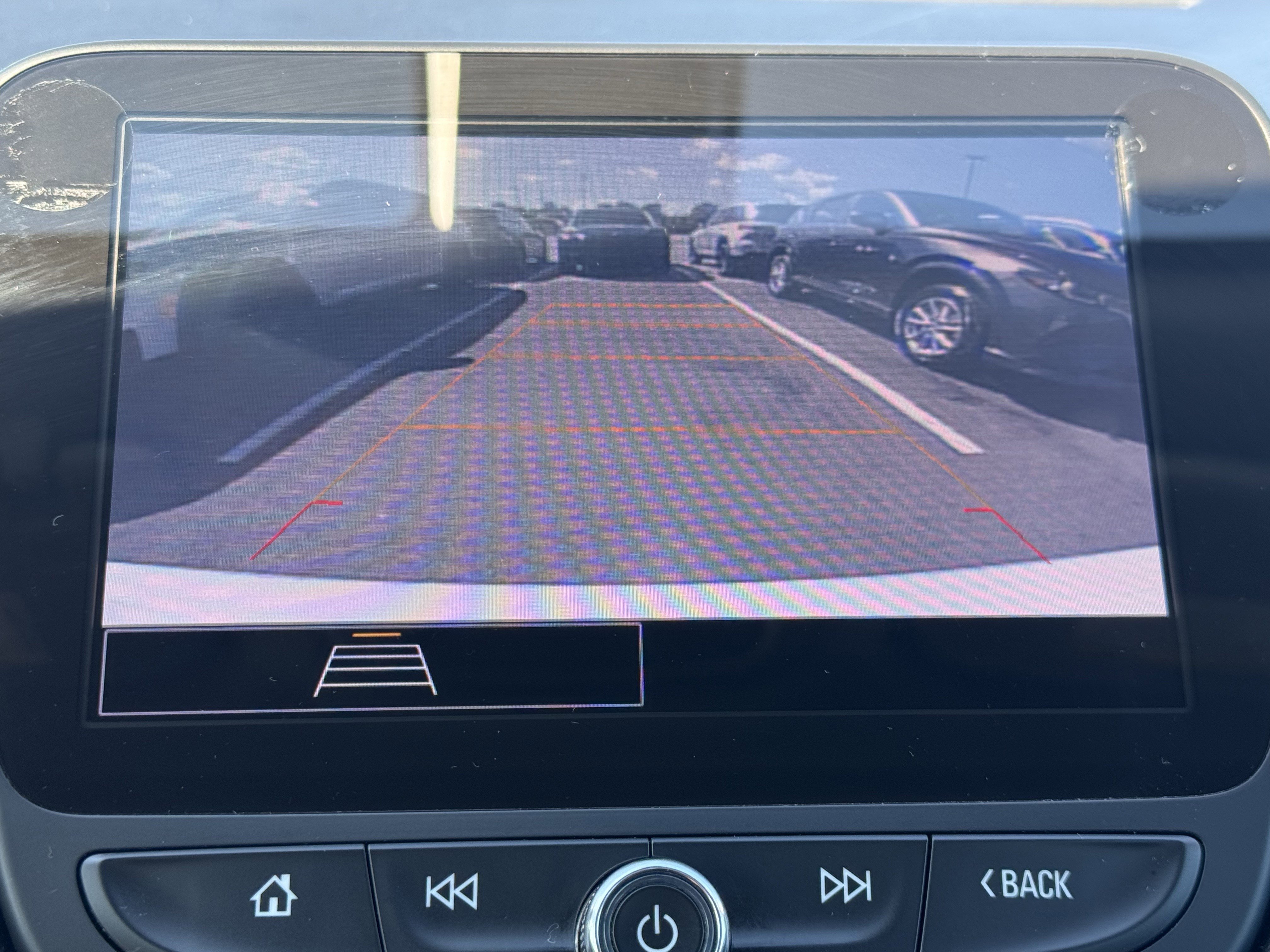 Used 2022 Chevrolet Malibu LT image 13