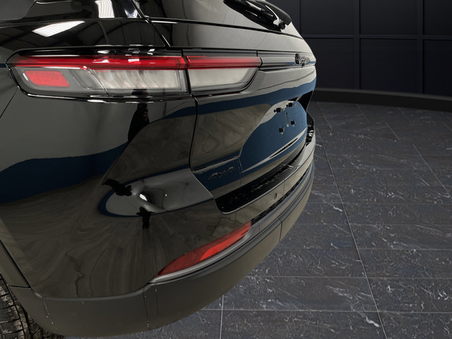 New 2026 Jeep Grand Cherokee Altitude AWD/4WD image 33