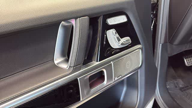 Used 2021 Mercedes-Benz G 550 image 13