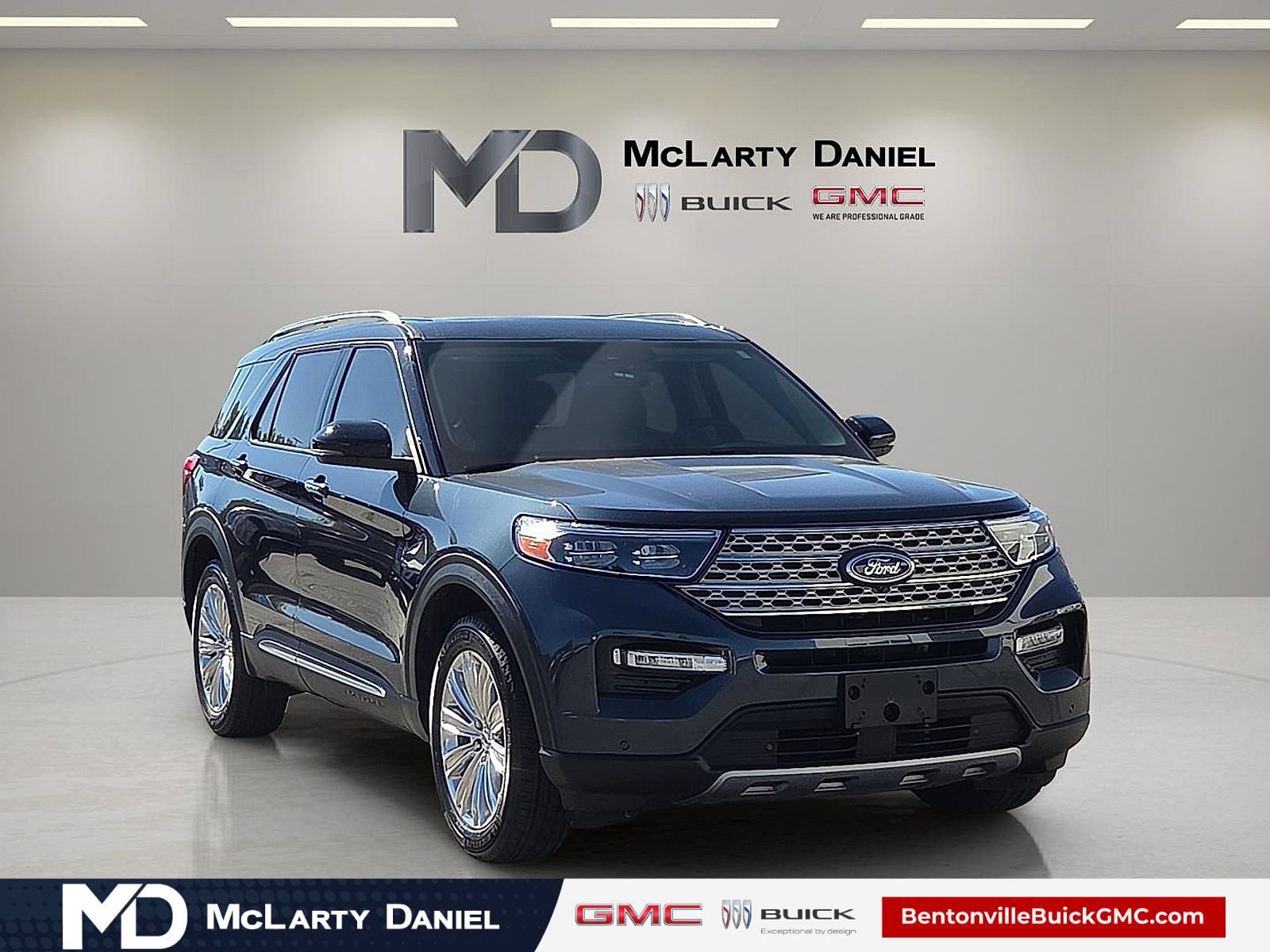 Used 2024 Ford Explorer Limited w/ Limited Technology Package