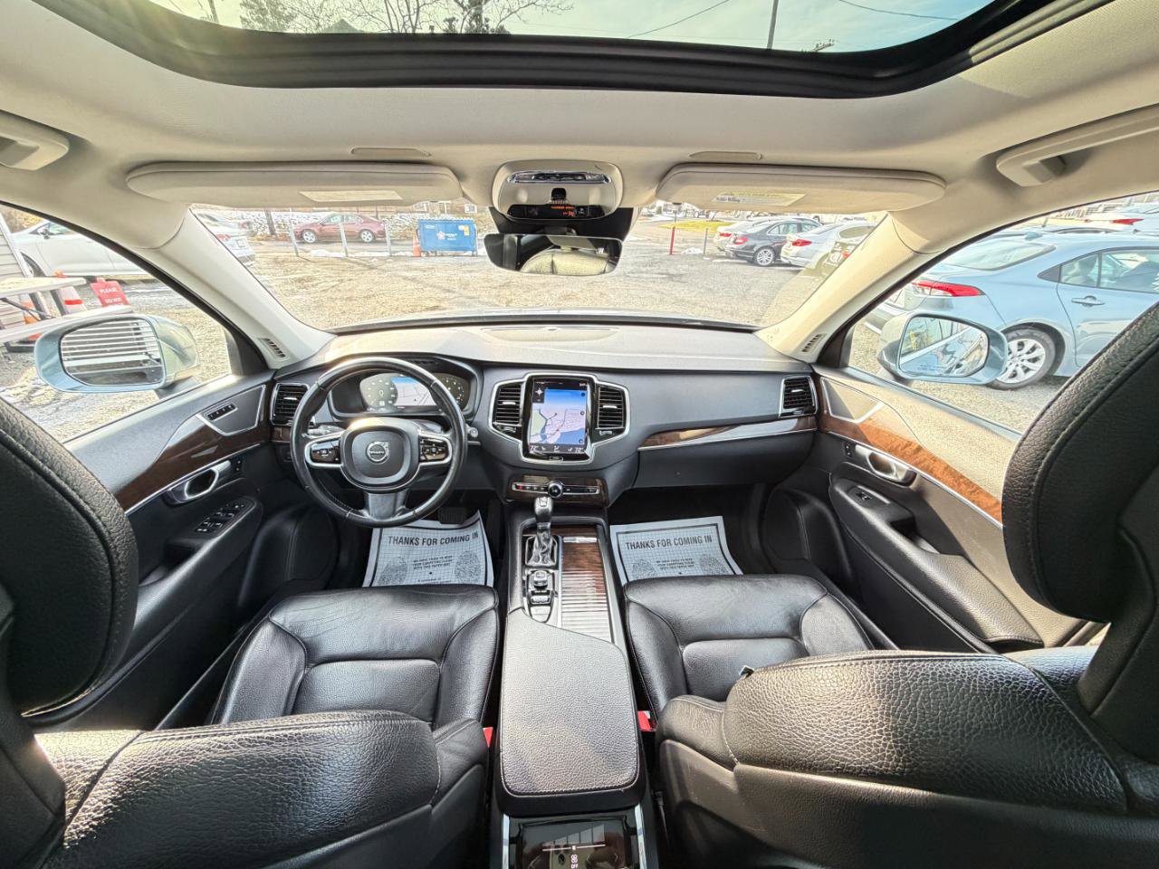 Used 2016 Volvo XC90 T6 Momentum w/ Momentum Plus Package AWD/4WD image 24
