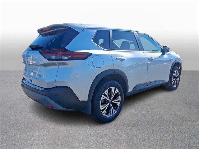Used 2022 Nissan Rogue SV image 4