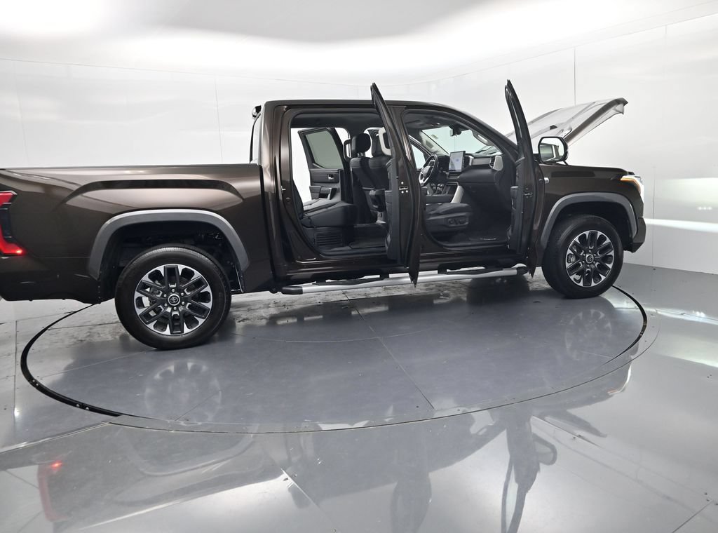 Used 2024 Toyota Tundra Limited AWD/4WD image 71