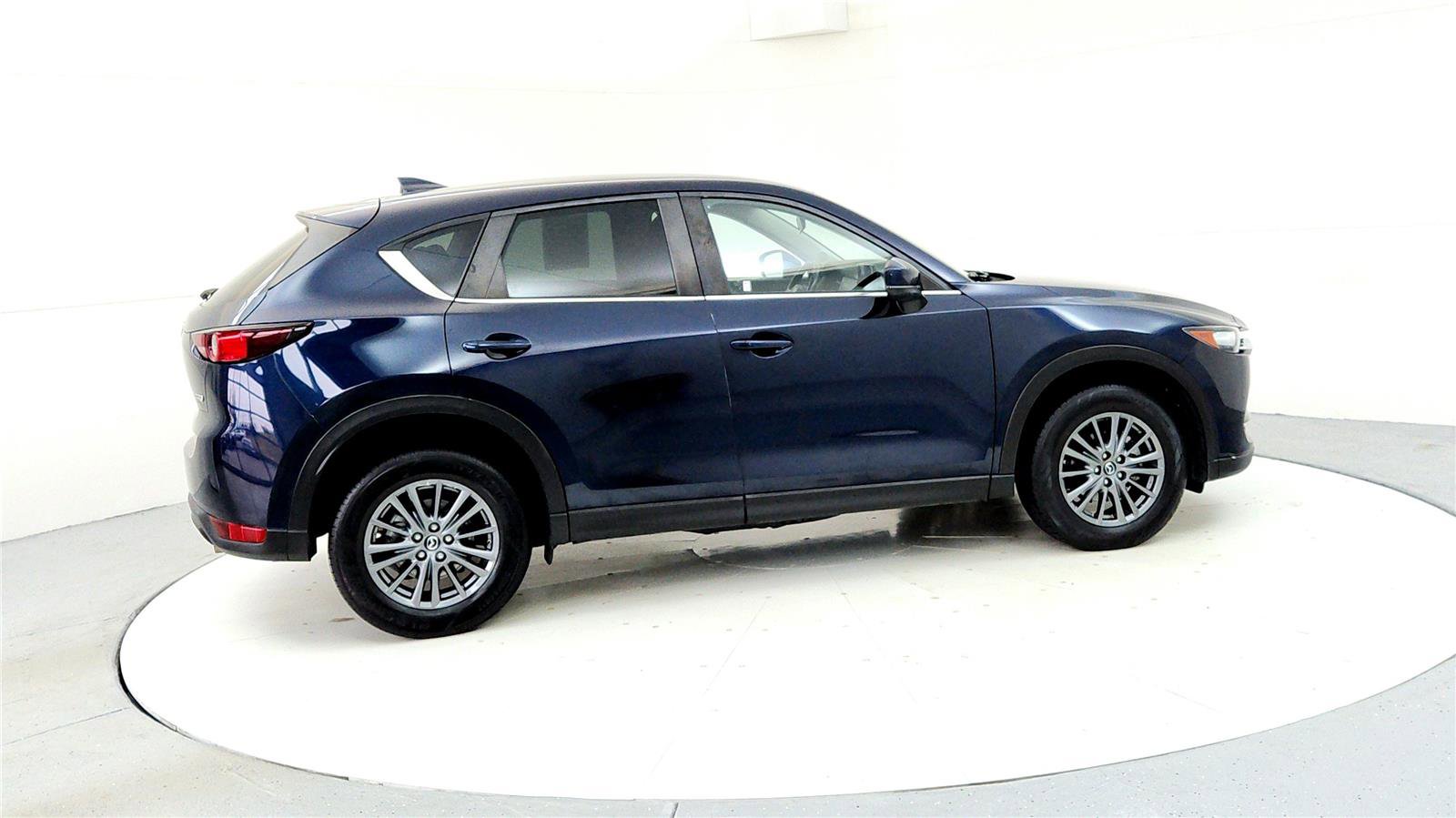 Used 2017 MAZDA CX-5 Touring image 6