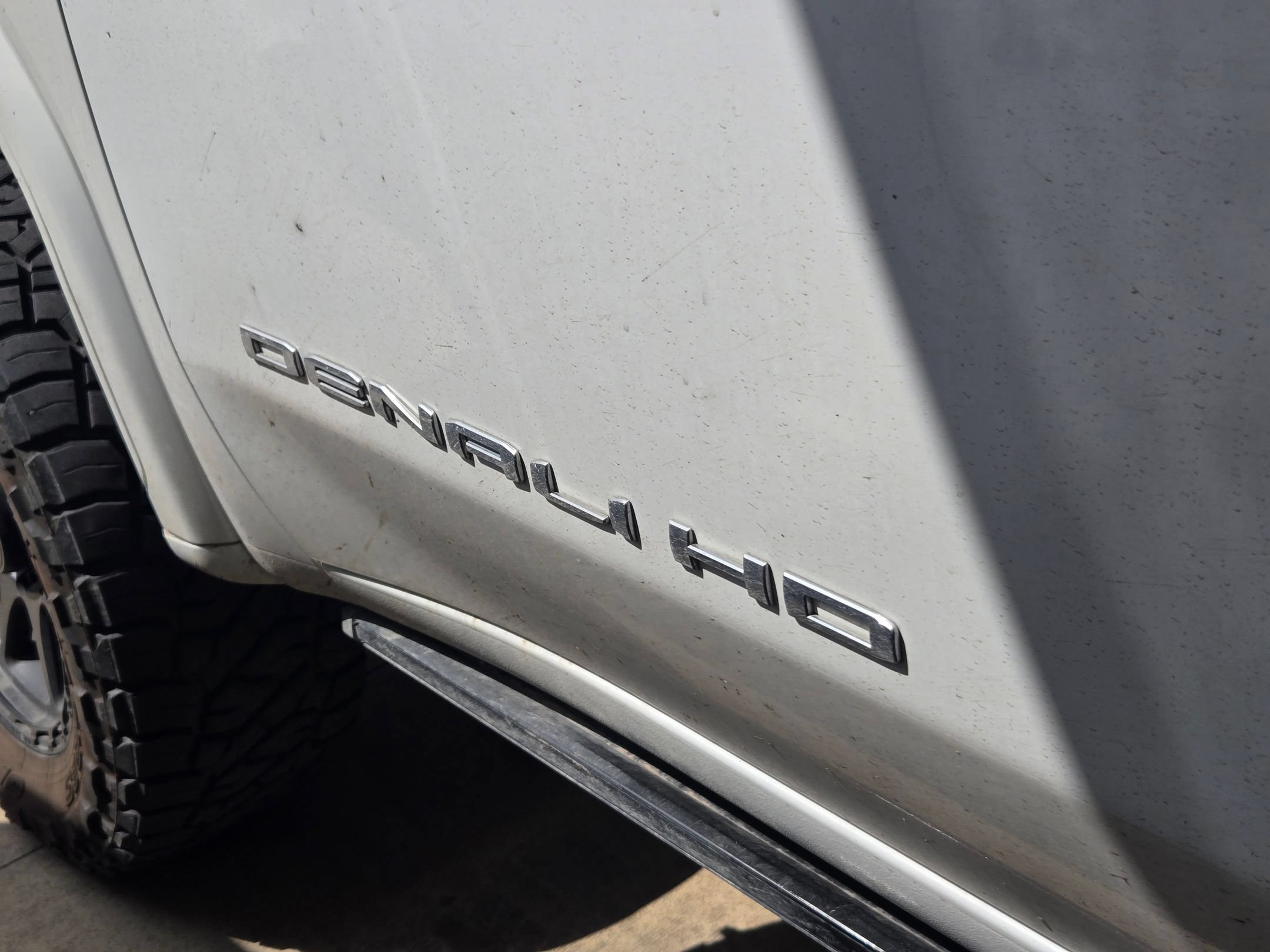 Certified 2024 GMC Sierra 2500 Denali Ultimate AWD/4WD image 4