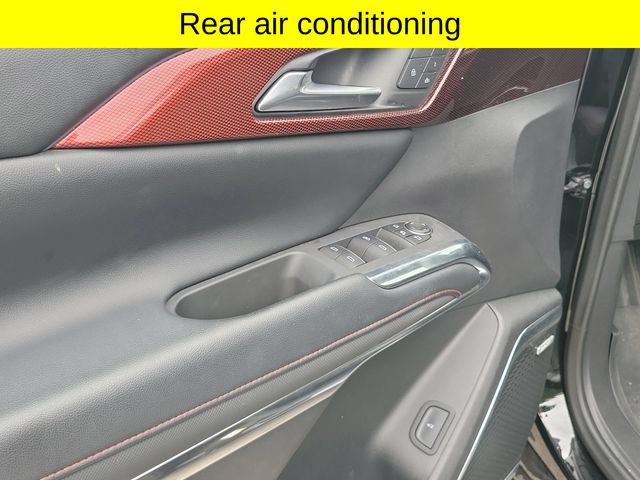 Used 2025 Chevrolet Traverse RS w/ LPO, Floor Liner Package AWD/4WD image 21