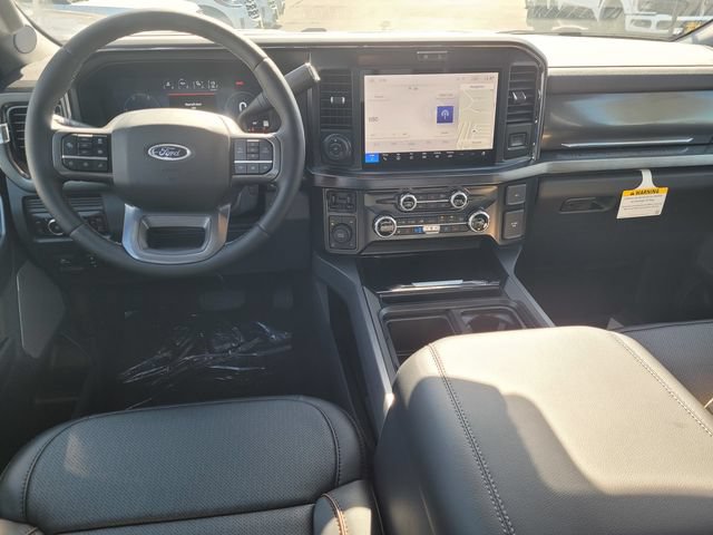 New 2026 Ford F250 Lariat w/ Black Appearance Package AWD/4WD image 7