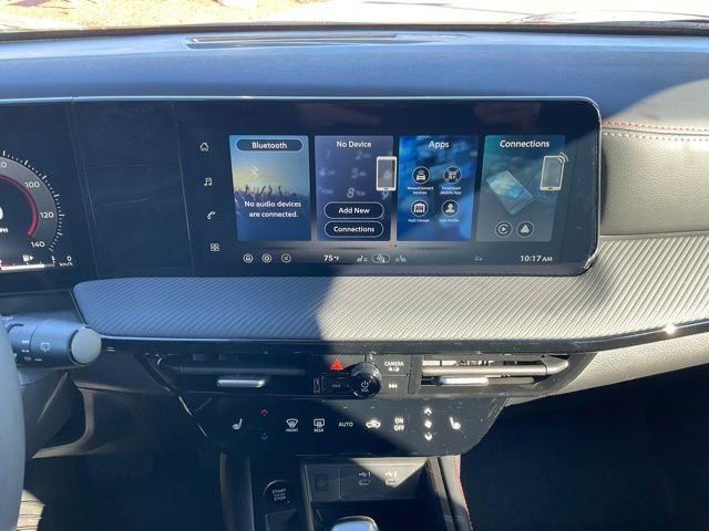 New 2026 Nissan Kicks SR w/ Cold Weather Package image 18
