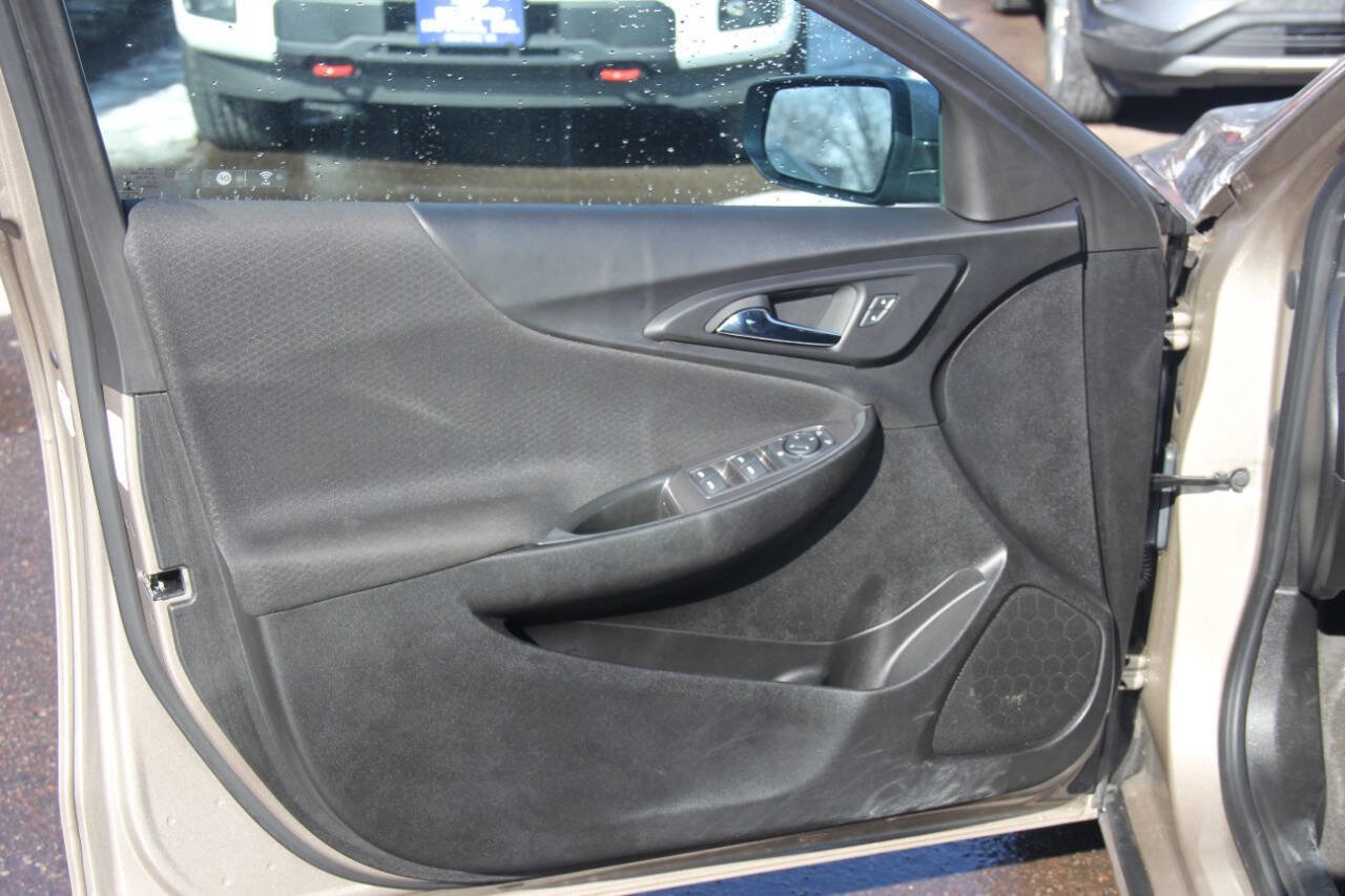 Used 2024 Chevrolet Malibu LT image 21